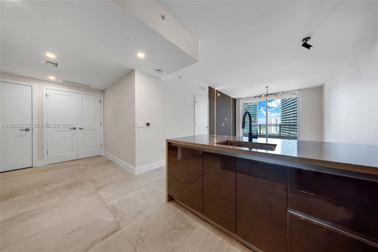 1080 Brickell Ave , Unit 1803, Miami, FL 33131 Photo