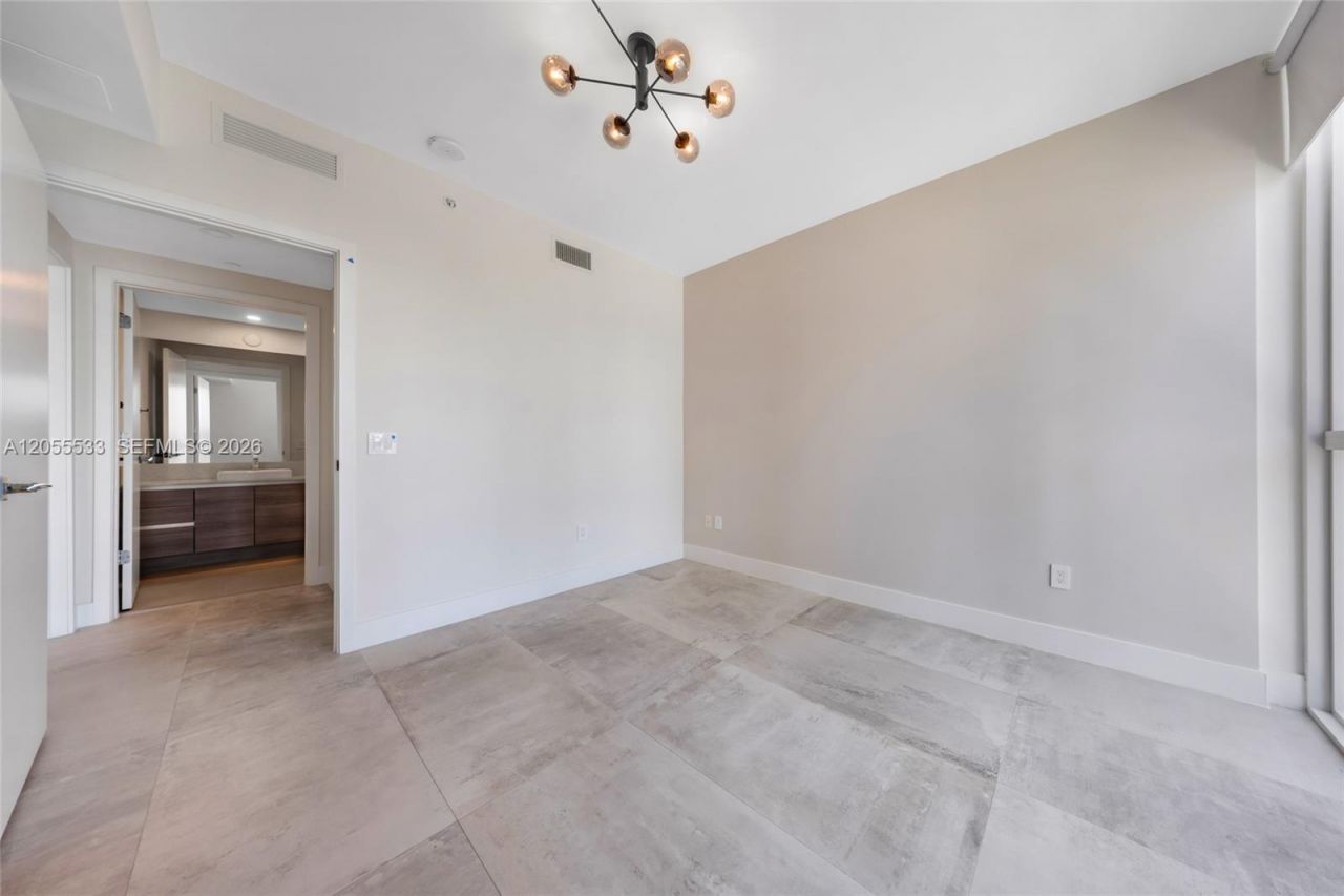 1080 Brickell Ave , Unit 1803, Miami, FL 33131 Photo