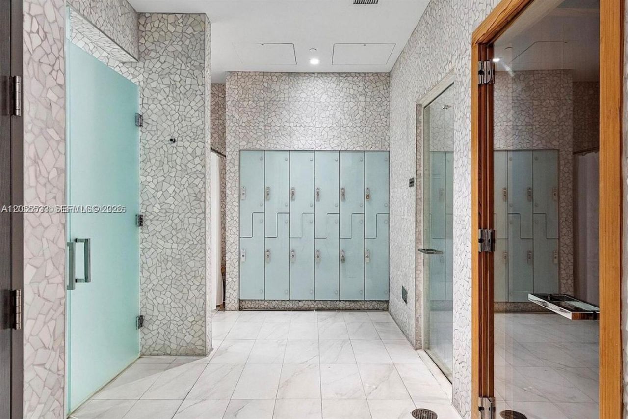 1080 Brickell Ave , Unit 1803, Miami, FL 33131 Photo