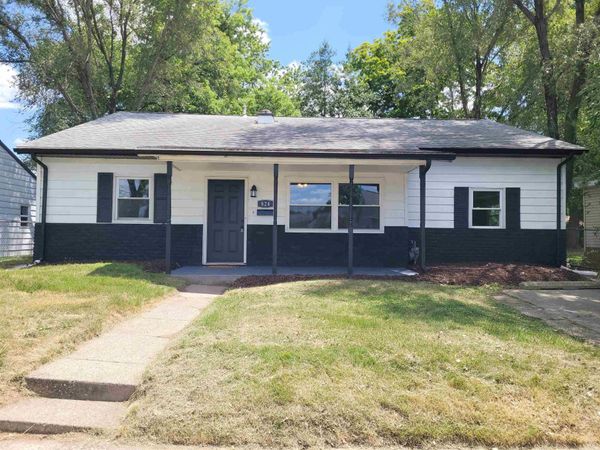 824 S 15th Street, Vincennes, IN 47591