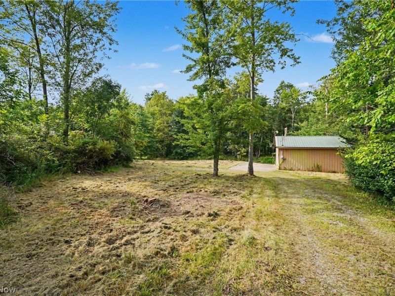 806 W Ohio Avenue, Sebring, OH 44672 Photo 9