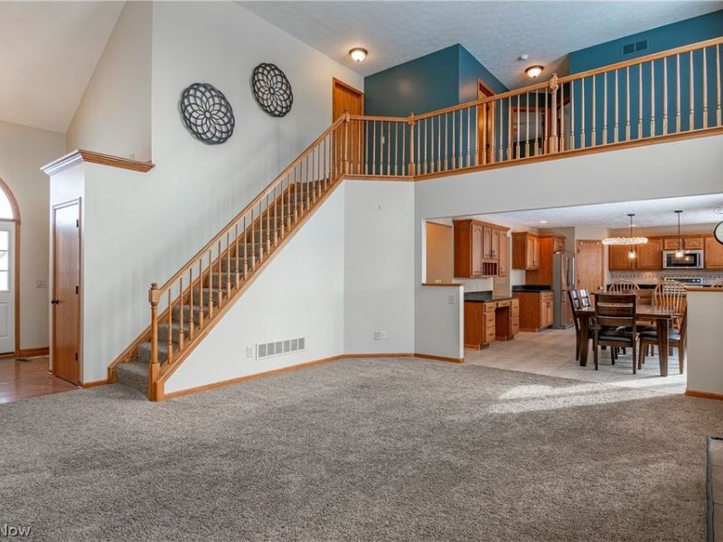 11002 Trenton Road NW, Uniontown, OH 44685 Photo 3