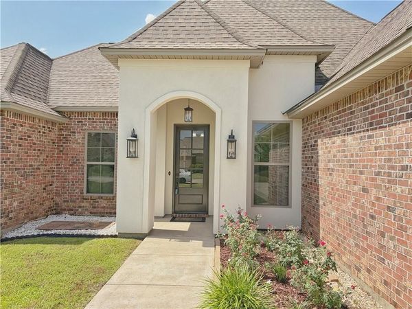 28599 WATER OAK Loop, Ponchatoula, LA 70454