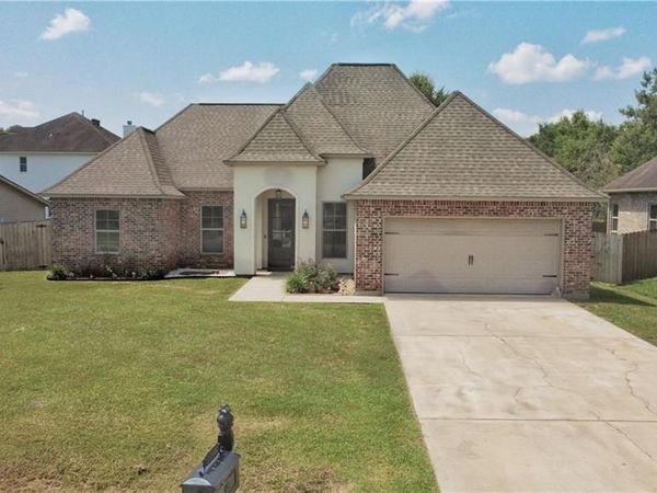 28599 WATER OAK Loop, Ponchatoula, LA 70454