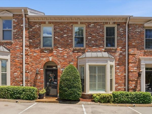 2004 Graybar Ln , Nashville, TN 37215