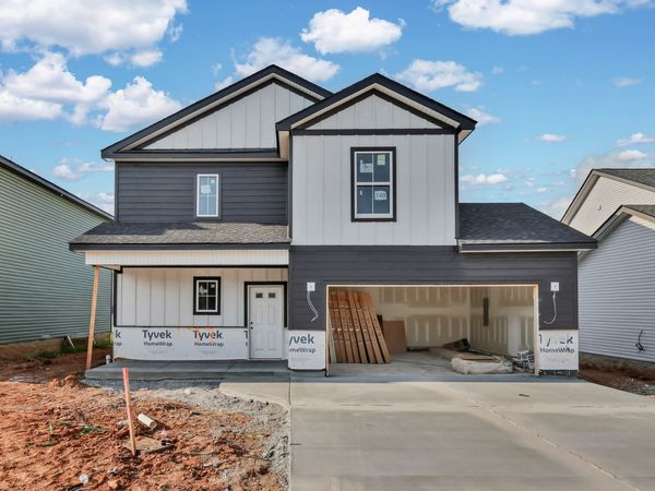 2716 Brewster Dr , Clarksville, TN 37042