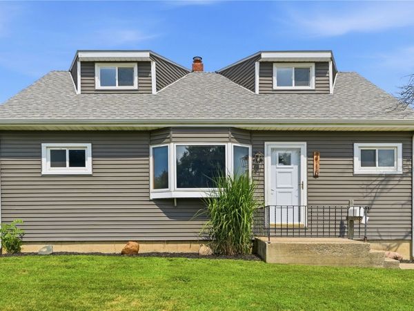 2110 Chandler Street SW, Cedar Rapids, IA 52404
