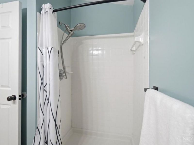 4281 Defender Drive, Unit 304, Colerain Township, OH 45252 Photo 30