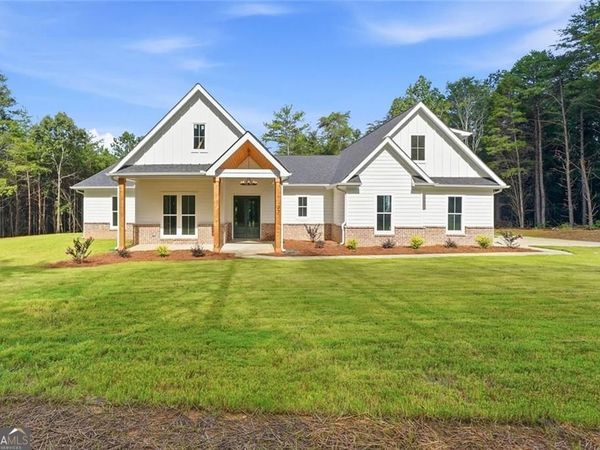 37 Kirk Road NW, White, GA 30184
