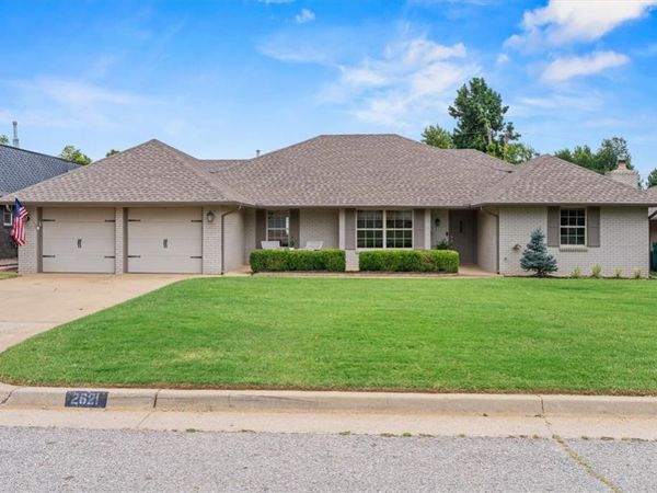 2621 NW 58th Place, Oklahoma City, OK 73112