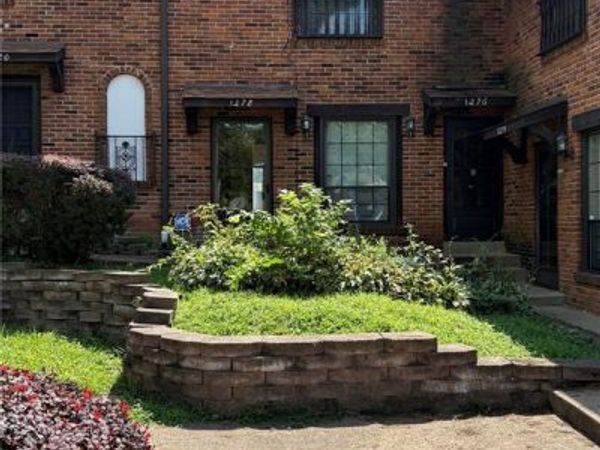 1278 North and South Road , St Louis, MO 63130