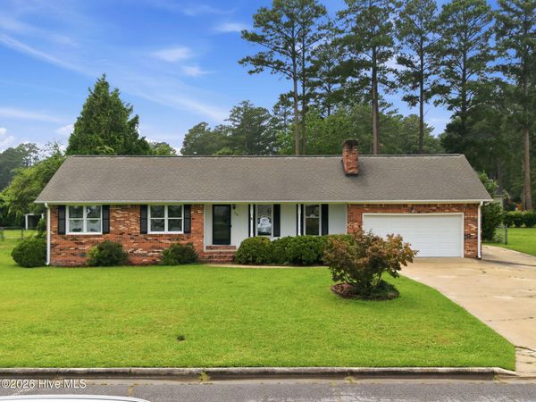 206 Ellison Drive, Washington, NC 27889