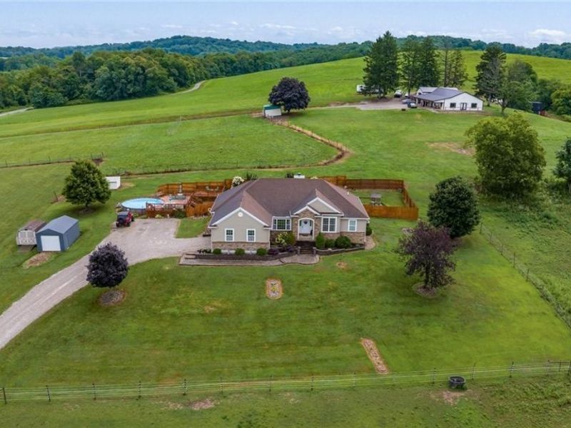 7360 Jones Road, Nashport, OH 43830 Photo 2