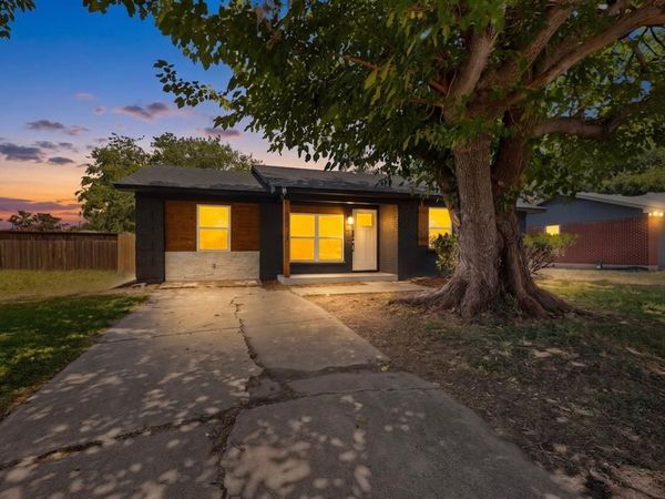 1313 Crockett Street, Garland, TX 75040