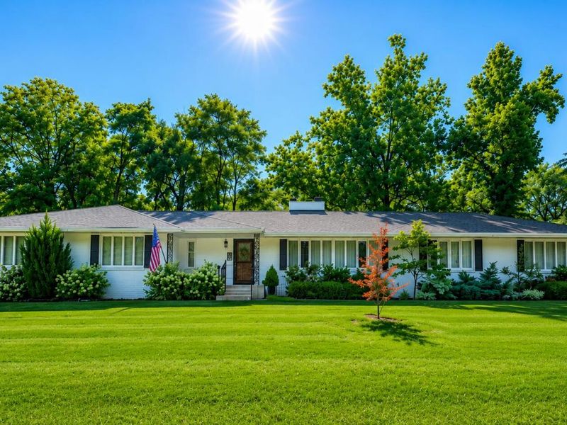 601 Westchester Park Drive, Springfield, OH 45504 Photo 1