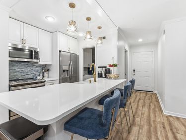 1006 Kingswood Drive, Unit J, Chapel Hill, NC 27517