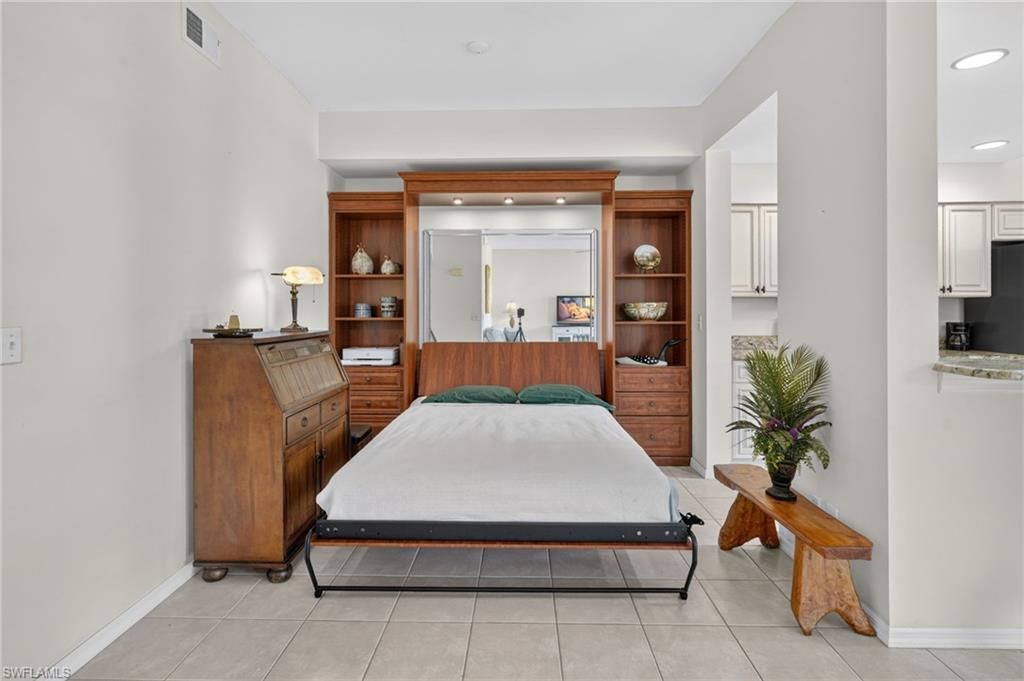 9350 Highland Woods Blvd, Unit 4405, Bonita Springs, FL 34135 Photo