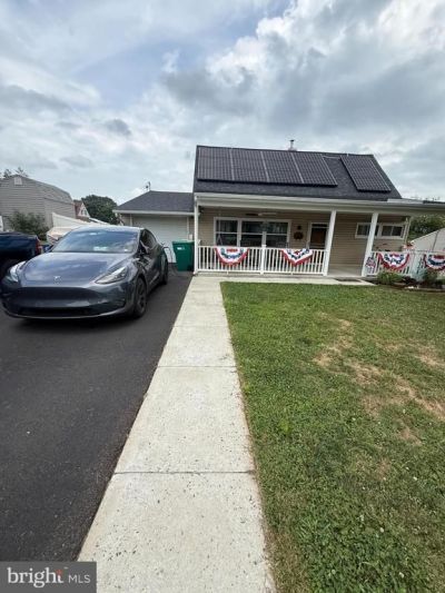 16 CANOEBIRCH ROAD , LEVITTOWN, PA 19057