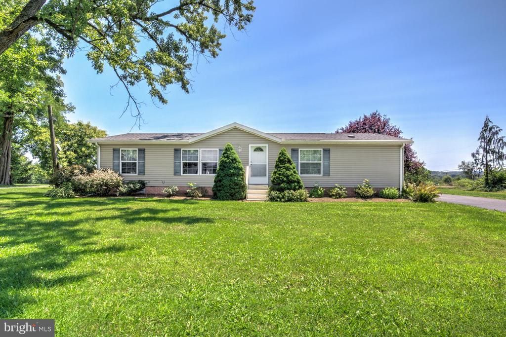 1207 Mount Gretna Road, Elizabethtown, PA 17022 Main Photo