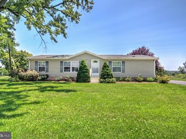 1207 MOUNT GRETNA ROAD, ELIZABETHTOWN, PA 17022
