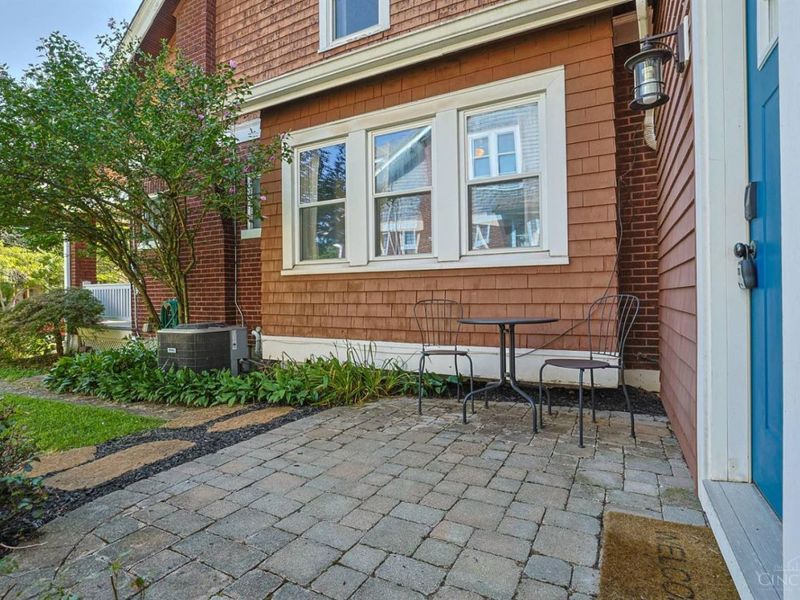 2555 Ridgeland Place, Cincinnati, OH 45212 Photo 28