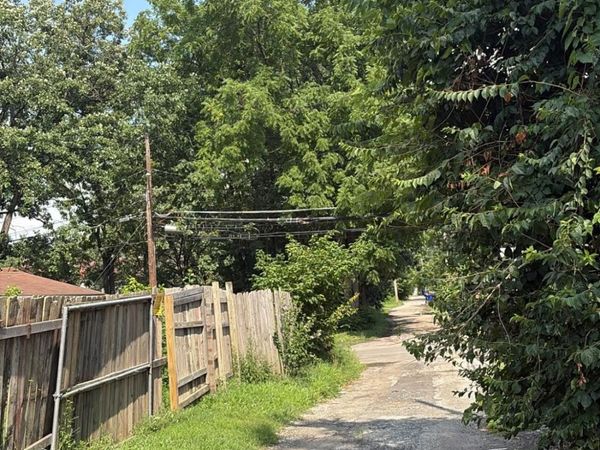 1371 aberdeen Drive , Columbus, OH 43211