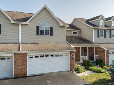362 Forest Edge Drive , East Amherst, NY 14051
