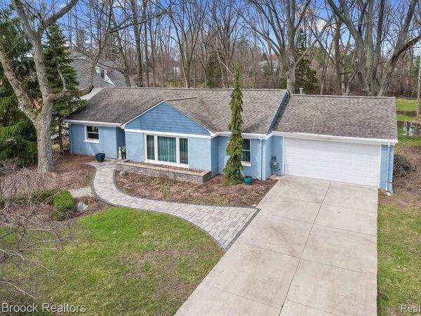 2905 W HICKORY GROVE Road , Bloomfield Twp, MI 48302