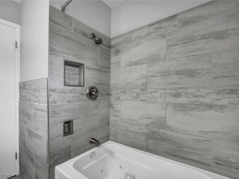 23733 Shurmer Drive, Warrensville Heights, OH 44128 Photo 28