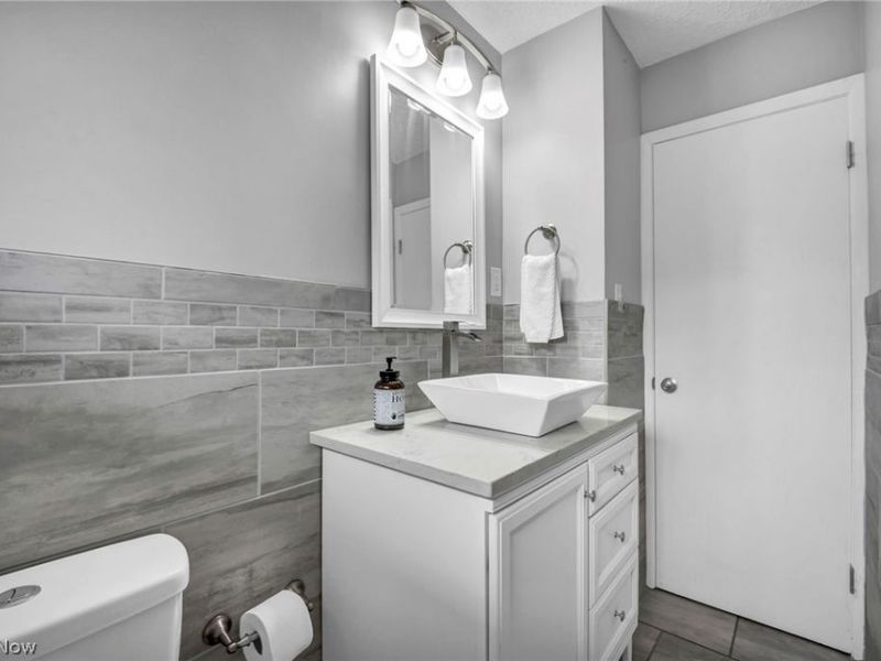 23733 Shurmer Drive, Warrensville Heights, OH 44128 Photo 30