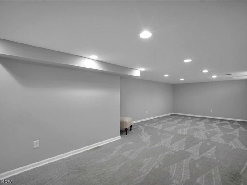 23733 Shurmer Drive, Warrensville Heights, OH 44128 Photo 35
