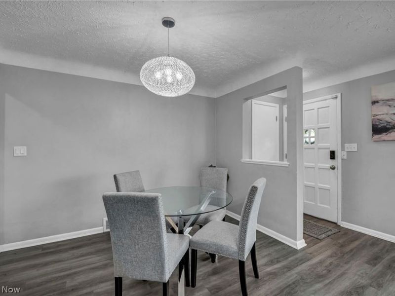 23733 Shurmer Drive, Warrensville Heights, OH 44128 Photo 6