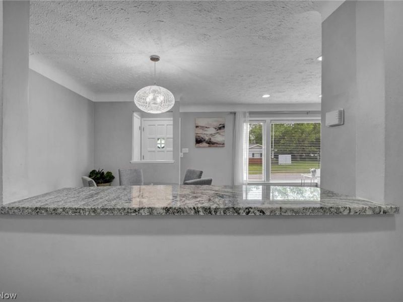 23733 Shurmer Drive, Warrensville Heights, OH 44128 Photo 9