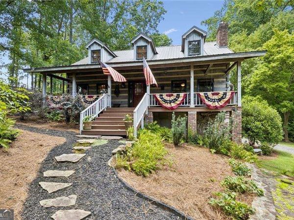 1655 Rockdale Circle, Snellville, GA 30078