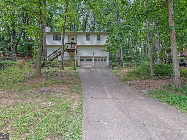 131 Little Brook Drive, Woodstock, GA 30188