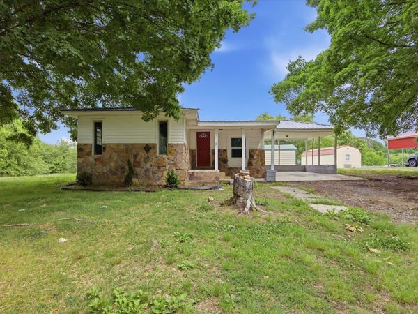 223 N Elm Street , Whitwell, TN 37397