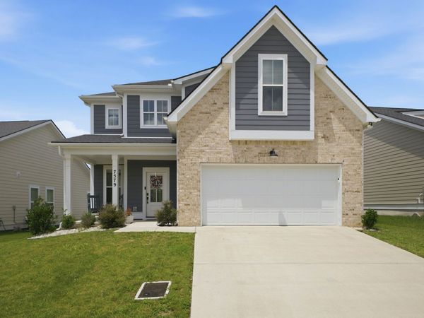 7579 Maggie Dr , Antioch, TN 37013