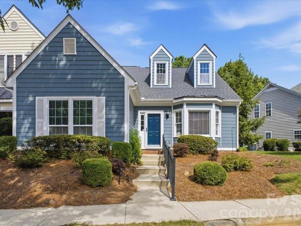 5909 Fitzwilliams Lane , Charlotte, NC 28270