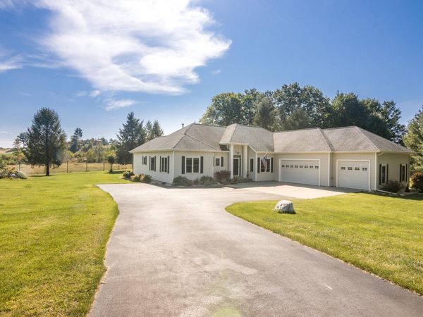 5296 Scofield Trail, Williamsburg, MI 00000