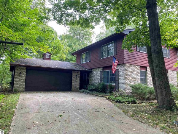 591 Cedar Drive, Mt Pleasant, MI 48858