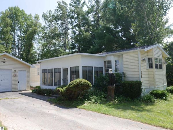2539 Highland Trail, West Branch, MI 48661