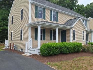 11 Anacki Ln, Unit 11, Bridgewater, MA 02324