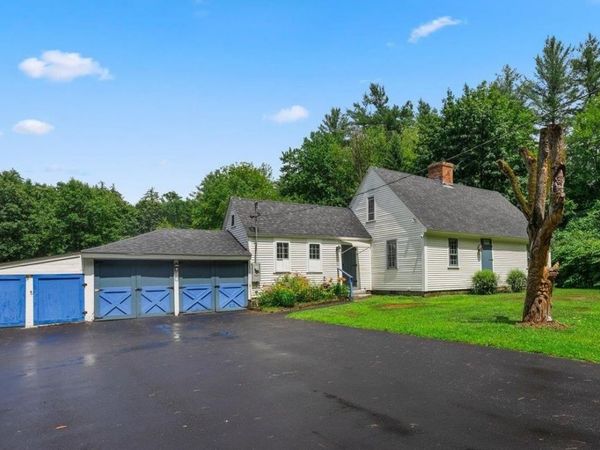 30 Thornton Road West, Merrimack, NH 03054