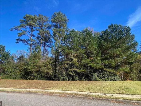 110 Morgan Drive , LaGrange, GA 30240