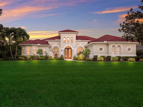 8122 LONE TREE GLEN, LAKEWOOD RANCH, FL 34202