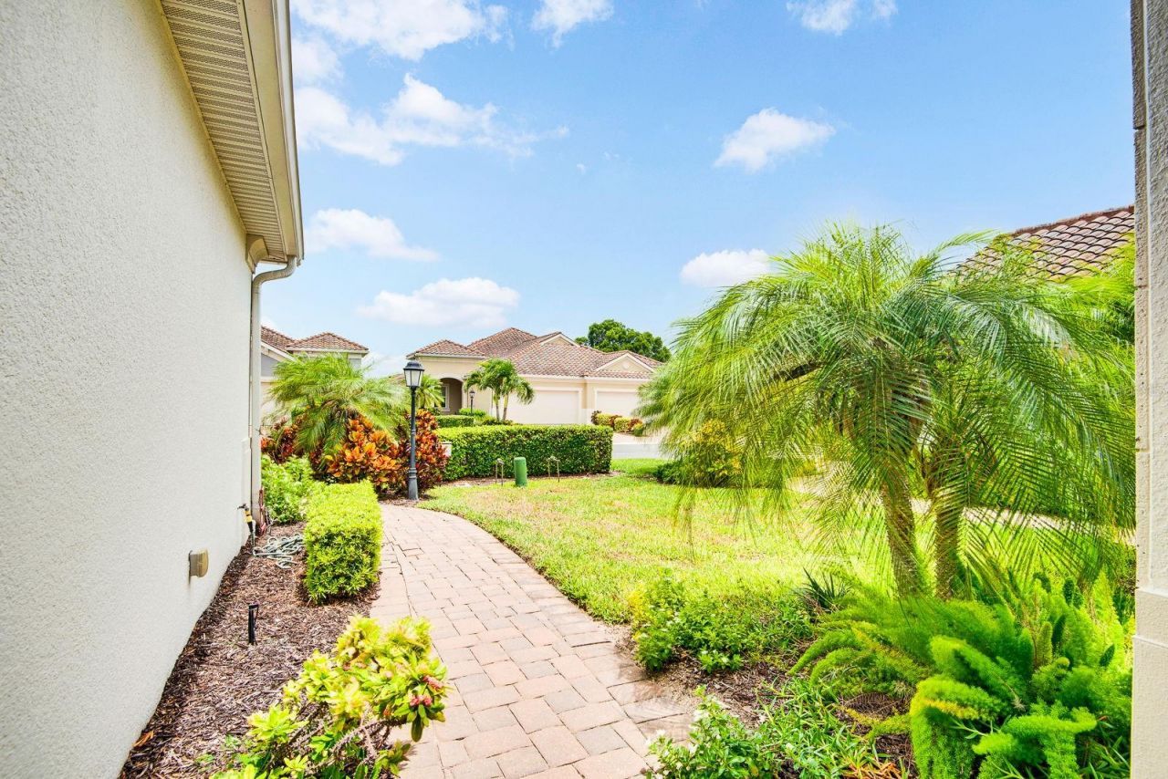 1418 Calle Grand Street, Bradenton, FL 34209 Photo