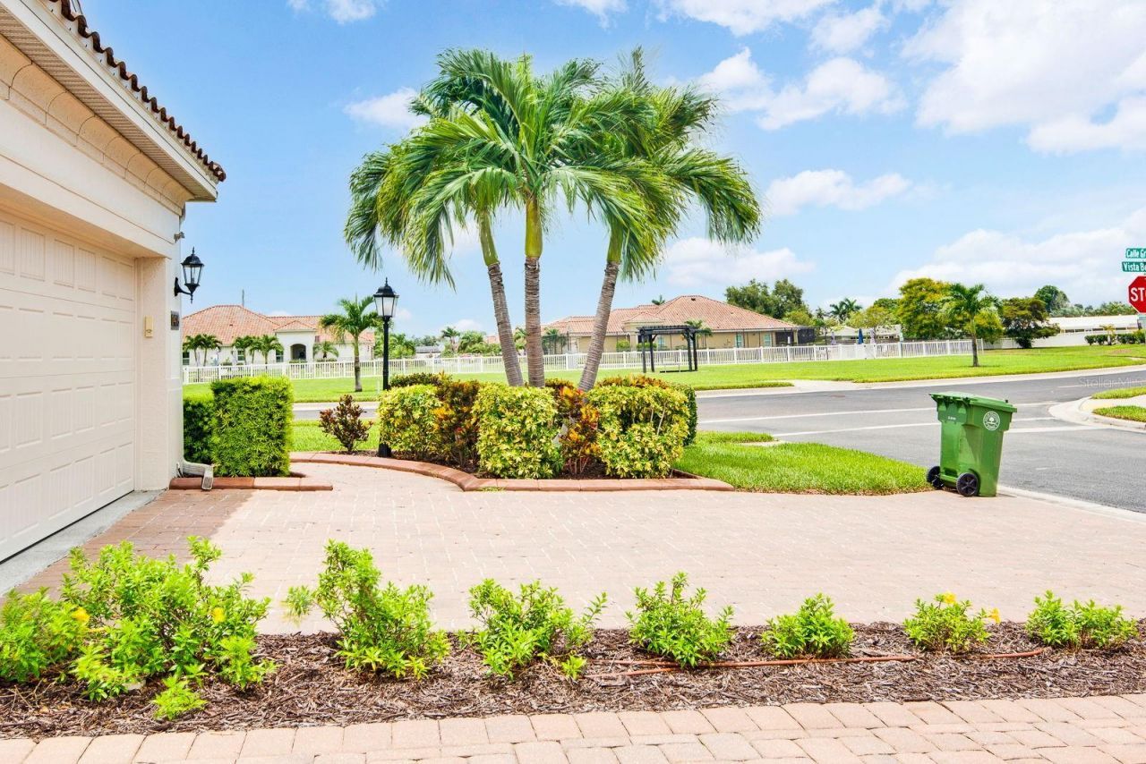 1418 Calle Grand Street, Bradenton, FL 34209 Photo