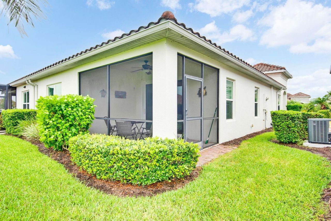 1418 Calle Grand Street, Bradenton, FL 34209 Photo