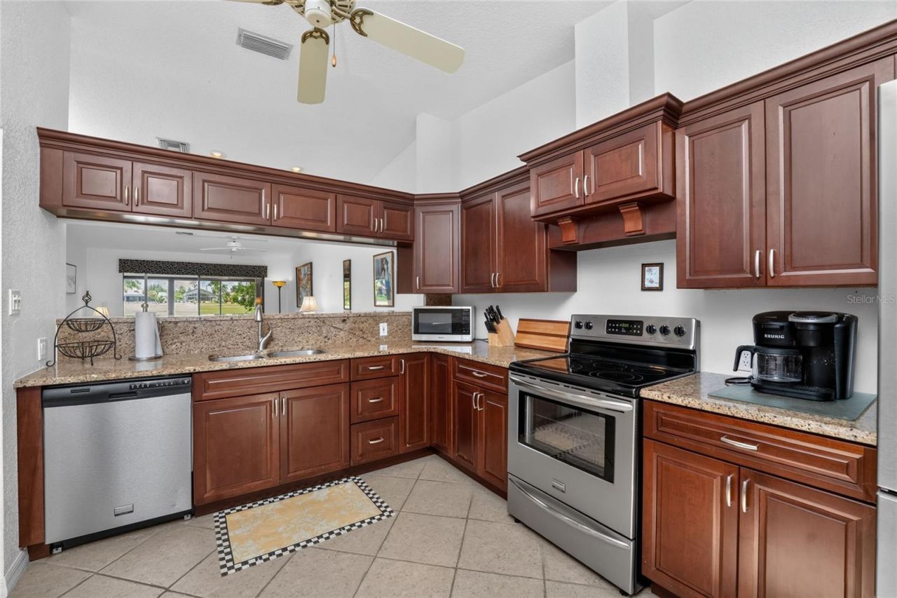 1640 Atares Dr. Unit, Unit 9, Punta Gorda, FL 33950 Photo