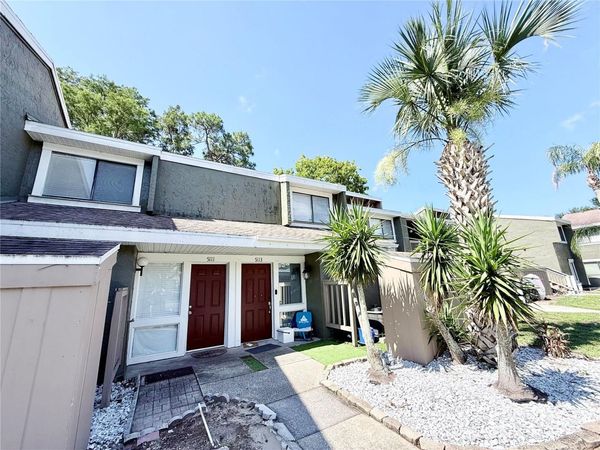 5111 EAGLESMERE DRIVE , Unit D10, ORLANDO, FL 32819